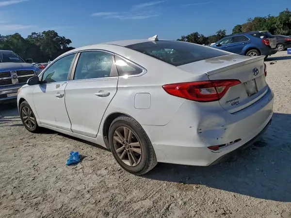 5NPE24AF9GH264518 2016 HYUNDAI SONATA - Image 2