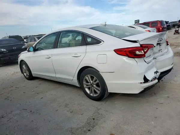 5NPE24AF9GH270951 2016 HYUNDAI SONATA - Image 2