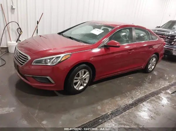 5NPE24AF9GH272263 2016 HYUNDAI SONATA - Image 2