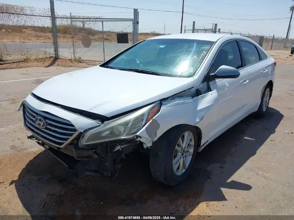 5NPE24AF9GH276278 2016 HYUNDAI SONATA - Image 2