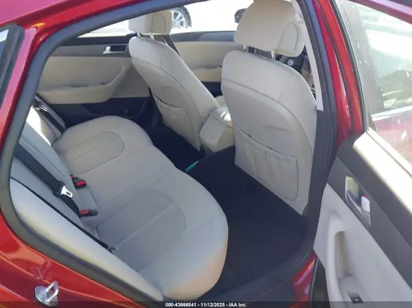 5NPE24AF9GH277723 2016 HYUNDAI SONATA - Image 8