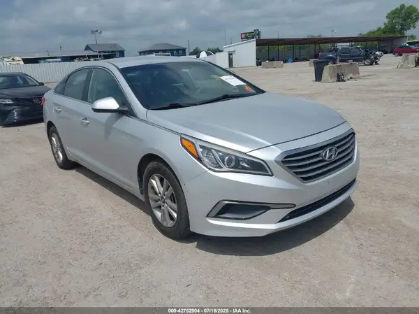5NPE24AF9GH281416 2016 HYUNDAI SONATA - Image 1