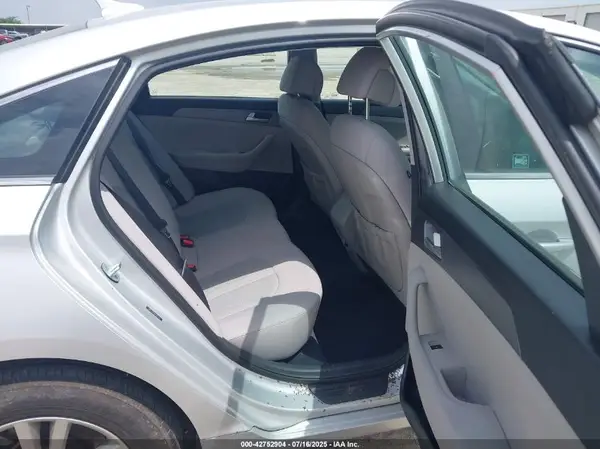 5NPE24AF9GH281416 2016 HYUNDAI SONATA - Image 8