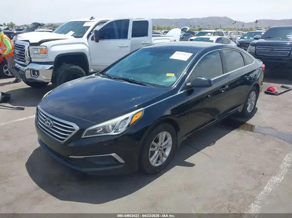 5NPE24AF9GH282002 2016 HYUNDAI SONATA - Image 2