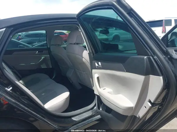 5NPE24AF9GH282002 2016 HYUNDAI SONATA - Image 8