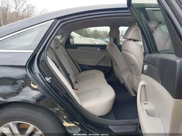 5NPE24AF9GH285952 2016 HYUNDAI SONATA - Image 8