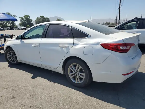5NPE24AF9GH295946 2016 HYUNDAI SONATA - Image 2