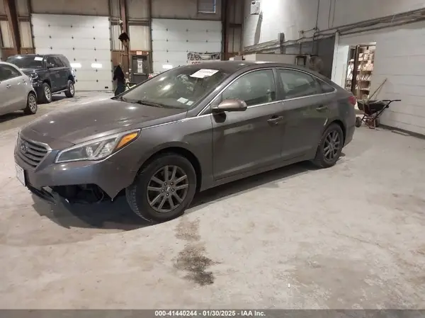 5NPE24AF9GH297017 2016 HYUNDAI SONATA - Image 2