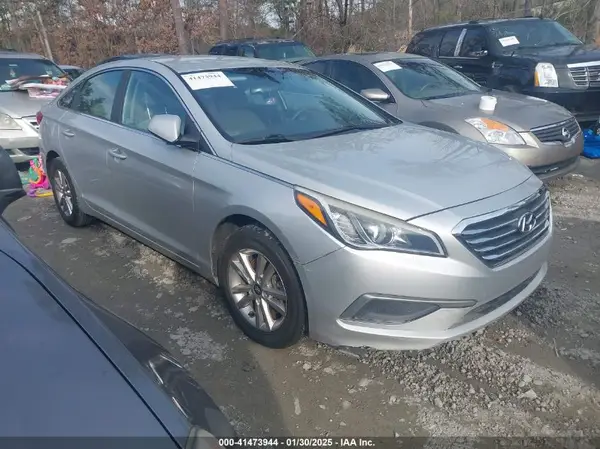 5NPE24AF9GH298409 2016 HYUNDAI SONATA - Image 1