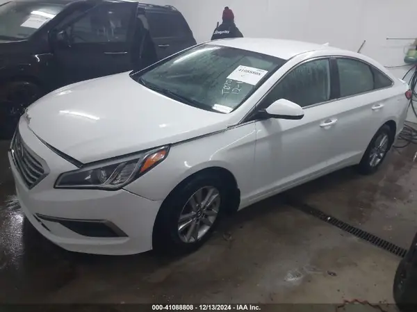 5NPE24AF9GH298796 2016 HYUNDAI SONATA - Image 2