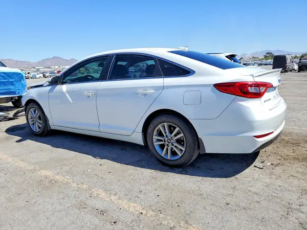 5NPE24AF9GH300319 2016 HYUNDAI SONATA - Image 2