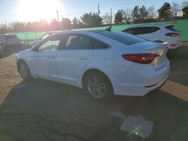 5NPE24AF9GH300322 2016 HYUNDAI SONATA - Image 2