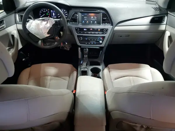 5NPE24AF9GH305181 2016 HYUNDAI SONATA - Image 8