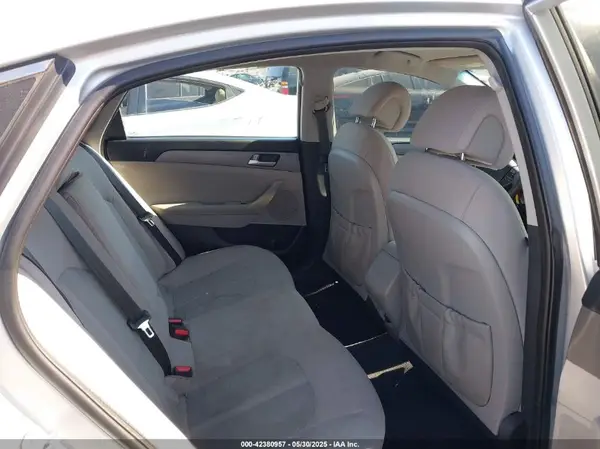 5NPE24AF9GH308064 2016 HYUNDAI SONATA - Image 8