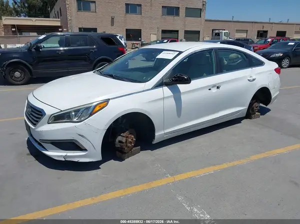 5NPE24AF9GH316729 2016 HYUNDAI SONATA - Image 2