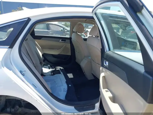 5NPE24AF9GH316729 2016 HYUNDAI SONATA - Image 8