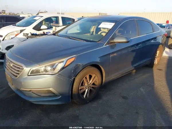 5NPE24AF9GH321218 2016 HYUNDAI SONATA - Image 2