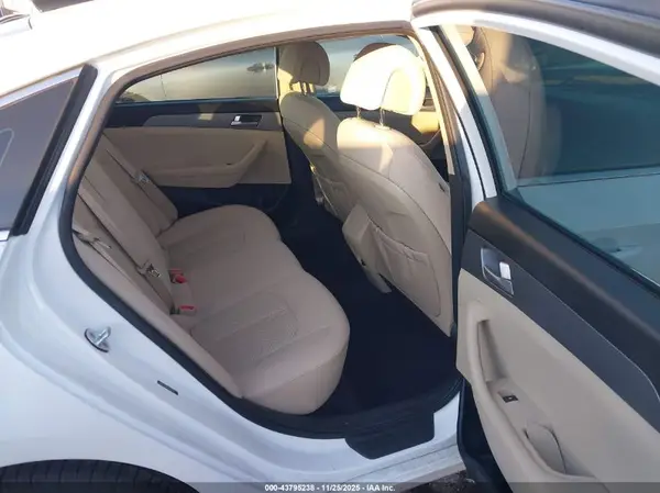 5NPE24AF9GH324247 2016 HYUNDAI SONATA - Image 8