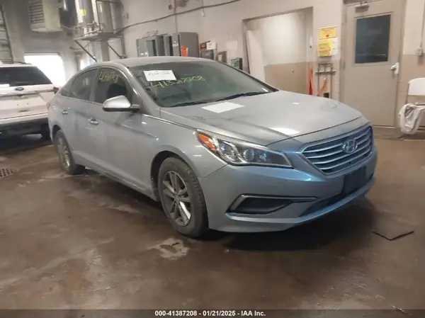 5NPE24AF9GH326824 2016 HYUNDAI SONATA - Image 1