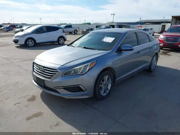 5NPE24AF9GH326838 2016 HYUNDAI SONATA - Image 2