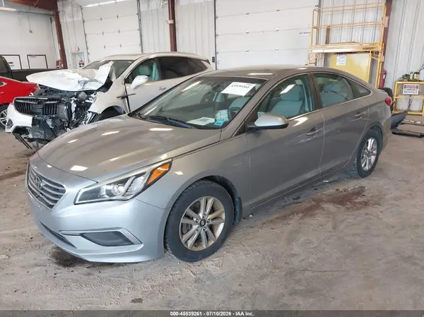 5NPE24AF9GH336804 2016 HYUNDAI SONATA - Image 2