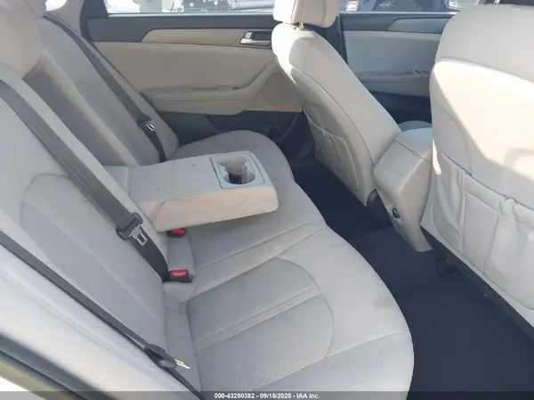 5NPE24AF9GH339170 2016 HYUNDAI SONATA - Image 8