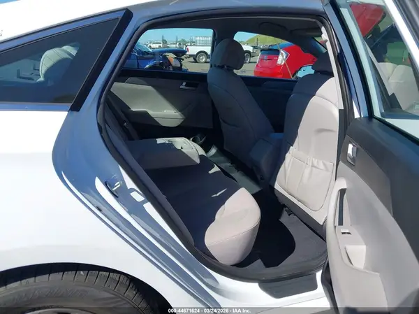 5NPE24AF9GH340481 2016 HYUNDAI SONATA - Image 8