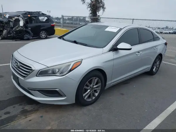 5NPE24AF9GH348855 2016 HYUNDAI SONATA - Image 2