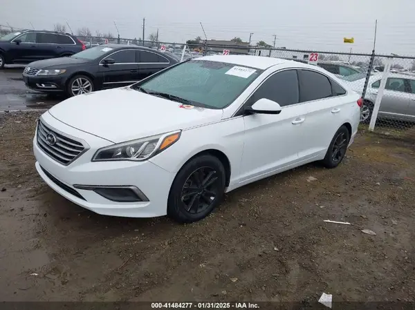 5NPE24AF9GH350489 2016 HYUNDAI SONATA - Image 2