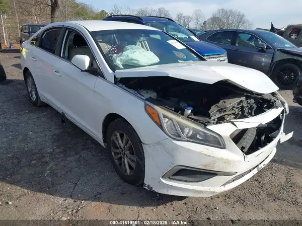 5NPE24AF9GH355689 2016 HYUNDAI SONATA - Image 1
