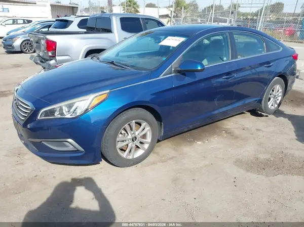 5NPE24AF9GH359693 2016 HYUNDAI SONATA - Image 2