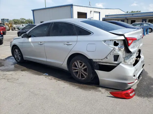 5NPE24AF9GH360598 2016 HYUNDAI SONATA - Image 2
