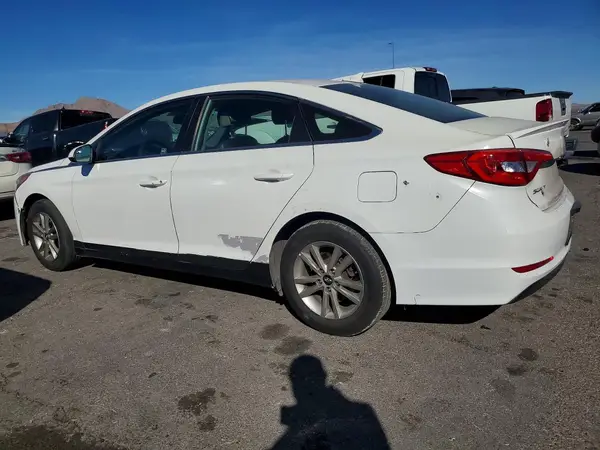5NPE24AF9GH360701 2016 HYUNDAI SONATA - Image 2