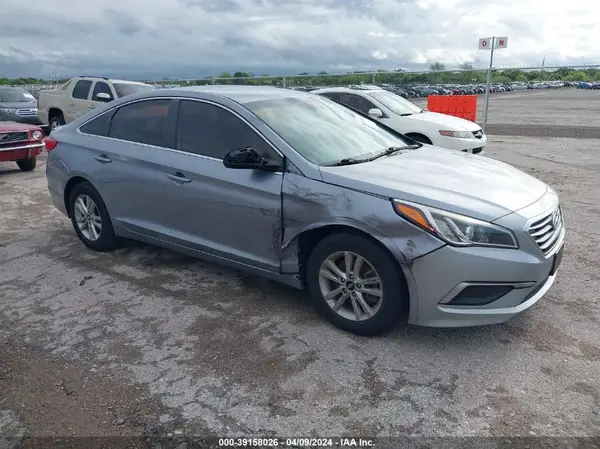 5NPE24AF9GH363209 2016 HYUNDAI SONATA - Image 1
