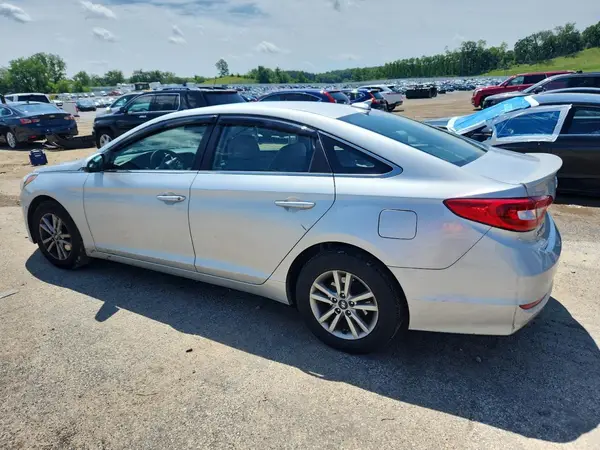 5NPE24AF9GH366529 2016 HYUNDAI SONATA - Image 2