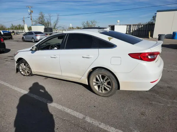 5NPE24AF9GH368068 2016 HYUNDAI SONATA - Image 2