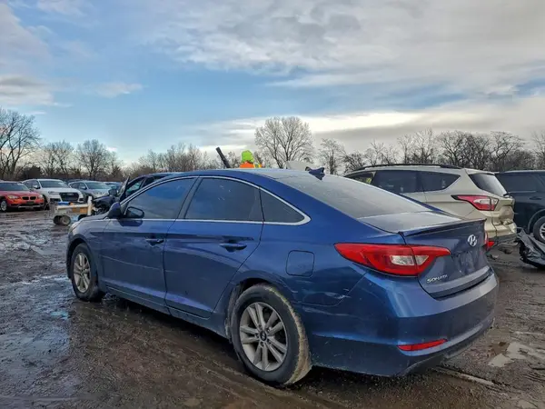 5NPE24AF9GH368135 2016 HYUNDAI SONATA - Image 2