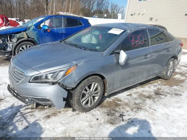 5NPE24AF9GH370788 2016 HYUNDAI SONATA - Image 2