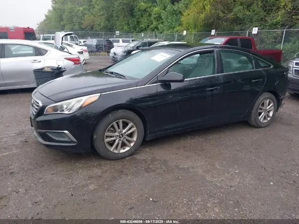 5NPE24AF9GH370872 2016 HYUNDAI SONATA - Image 2