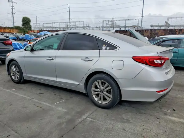 5NPE24AF9GH371049 2016 HYUNDAI SONATA - Image 2