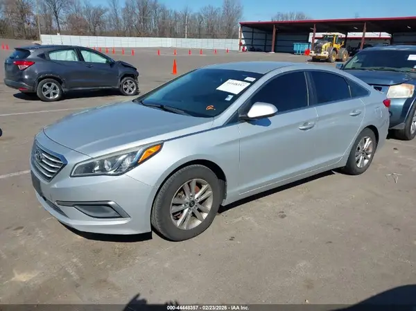 5NPE24AF9GH371052 2016 HYUNDAI SONATA - Image 2