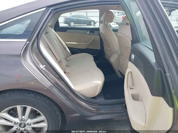 5NPE24AF9GH371567 2016 HYUNDAI SONATA - Image 8