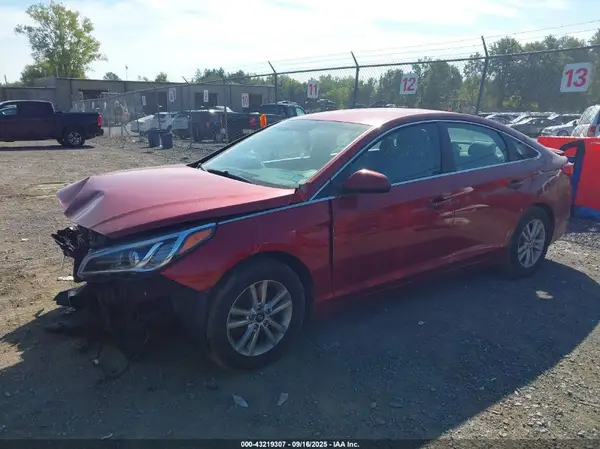 5NPE24AF9GH372203 2016 HYUNDAI SONATA - Image 2