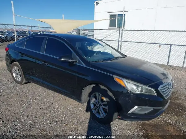 5NPE24AF9GH374534 2016 HYUNDAI SONATA - Image 1