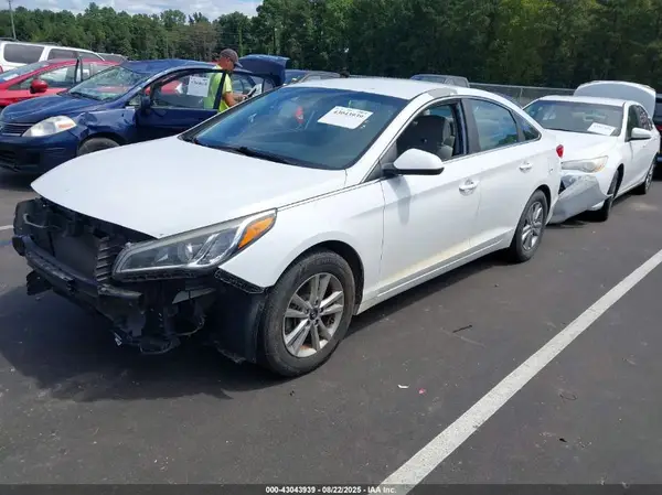 5NPE24AF9GH384187 2016 HYUNDAI SONATA - Image 2