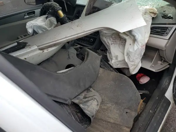 5NPE24AF9GH386313 2016 HYUNDAI SONATA - Image 8