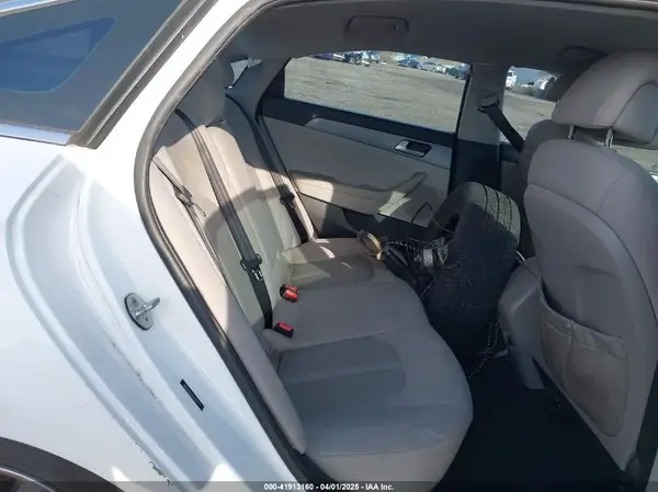 5NPE24AF9GH386473 2016 HYUNDAI SONATA - Image 8