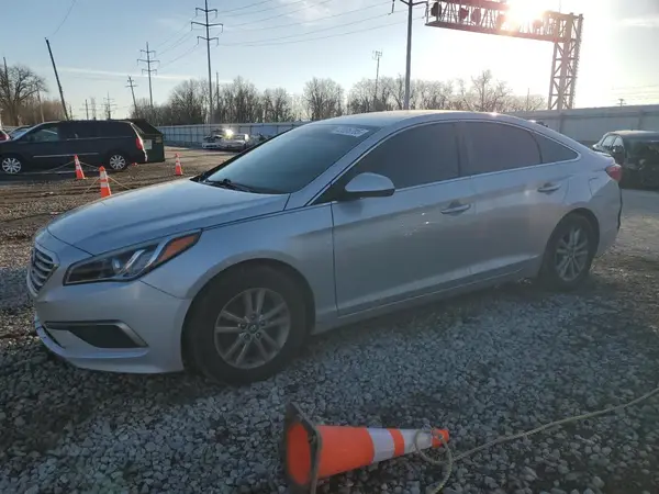 5NPE24AF9GH386733 2016 HYUNDAI SONATA - Image 1