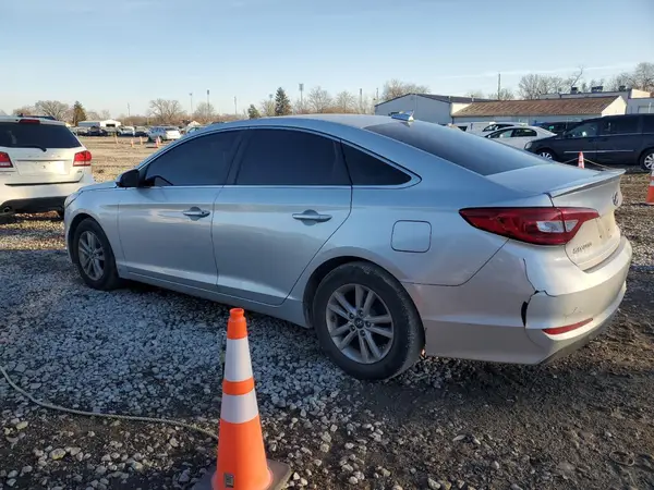 5NPE24AF9GH386733 2016 HYUNDAI SONATA - Image 2