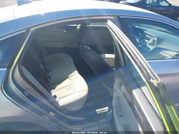 5NPE24AF9GH386828 2016 HYUNDAI SONATA - Image 8
